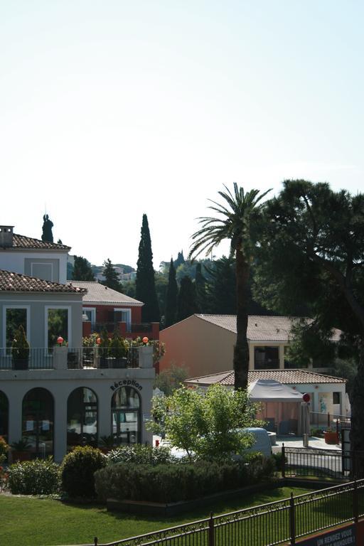 Le Chateau Des Artistes Cannes Buitenkant foto